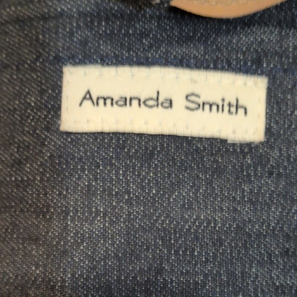 Amanda Smith Woven Red and Cream Flag Tote - Picture 2 of 11